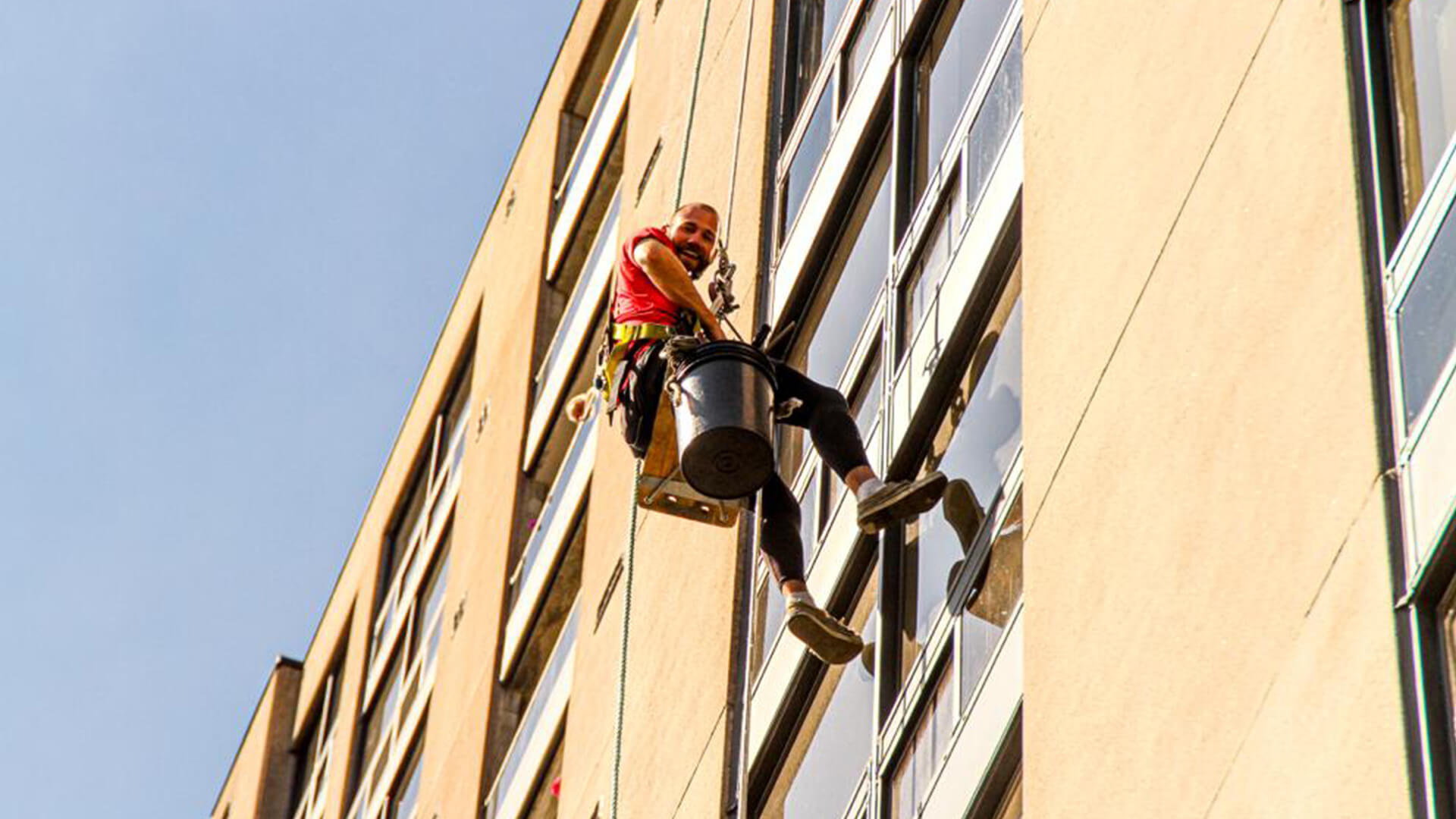 Toronto Window Cleaning Services, Pressure Washing Services and Power Washing Services